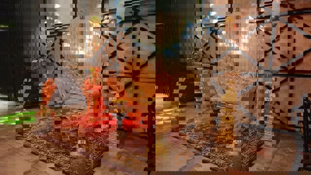 תפאורה לחינה